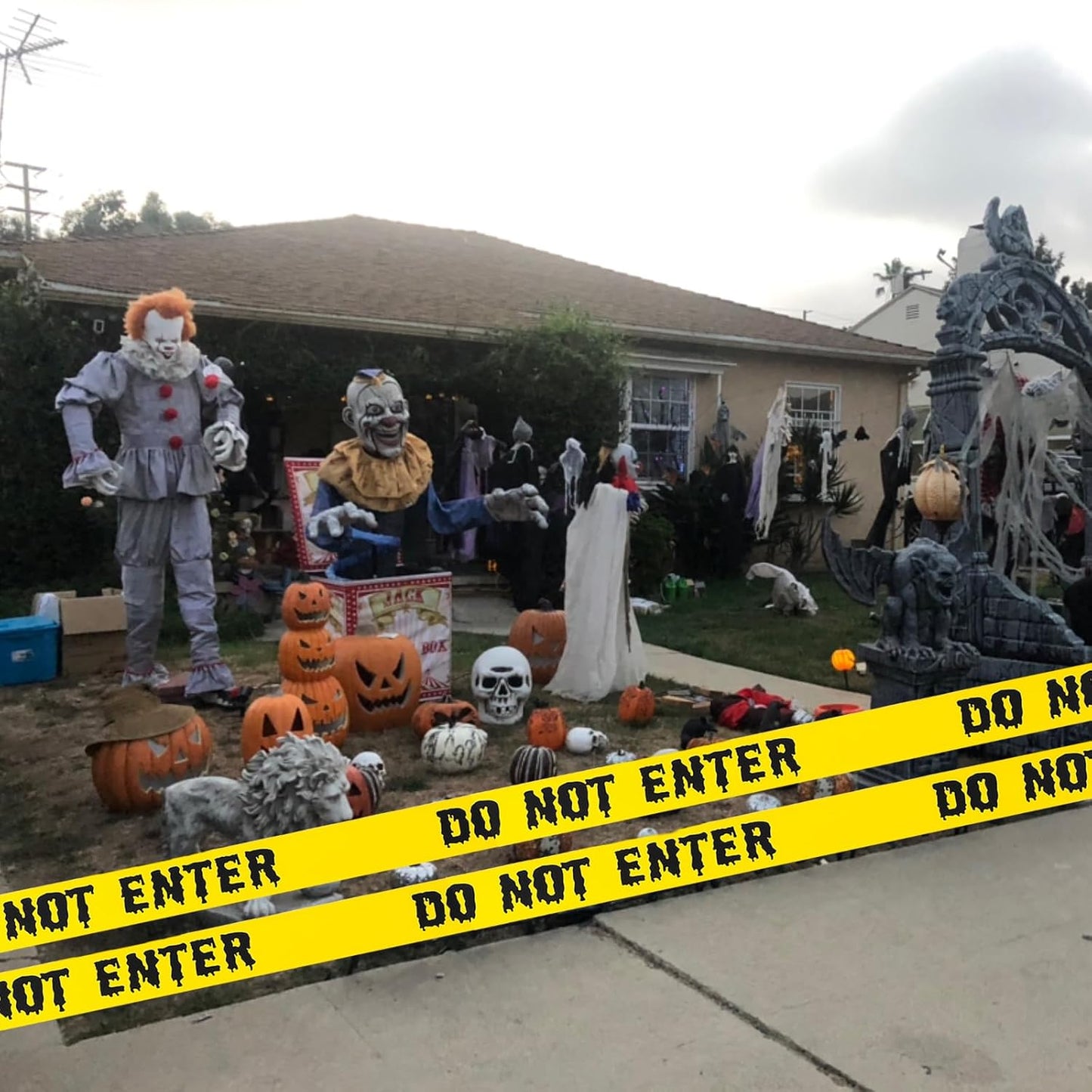 82-Foot Halloween Caution Tape – Spooky Warning Tape for Party & Yard Decor